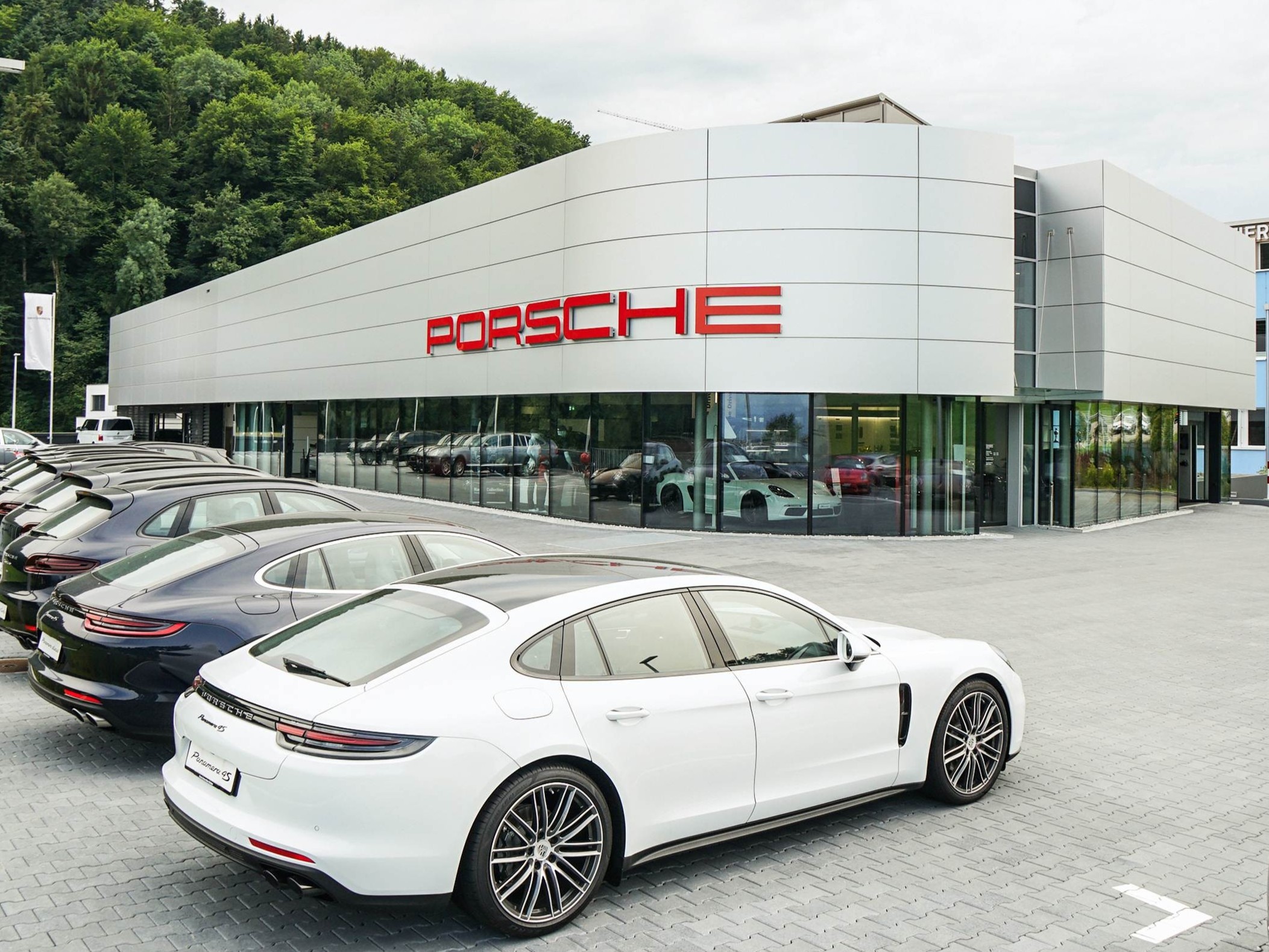 Feusisberg, Porsche Zentrum